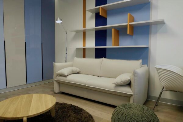 Mobilier modular pentru apartamente mici: flexibilitate și stil în 2026