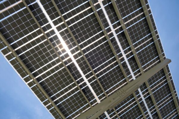 Cum influențează umbra producția panourilor fotovoltaice