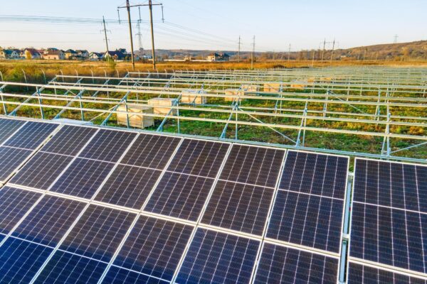 Cât produce un sistem fotovoltaic de 5 kW pe zi
